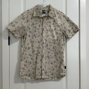 The North Face men’s button down short sleeve